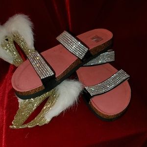 ❤Slide in/ flip flops❤